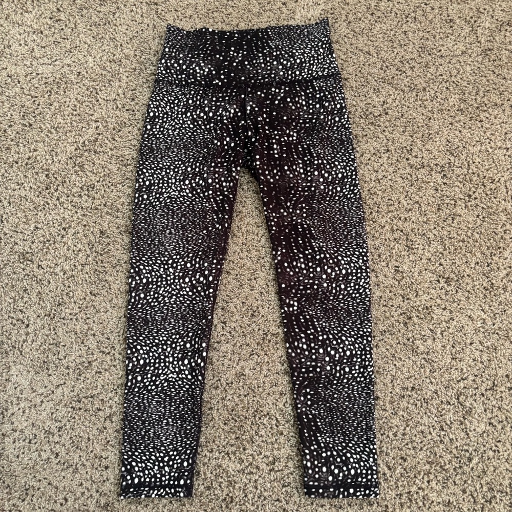 Calia by Carrie Underwood 7/8 deep sea dots leggings black Size Medium
